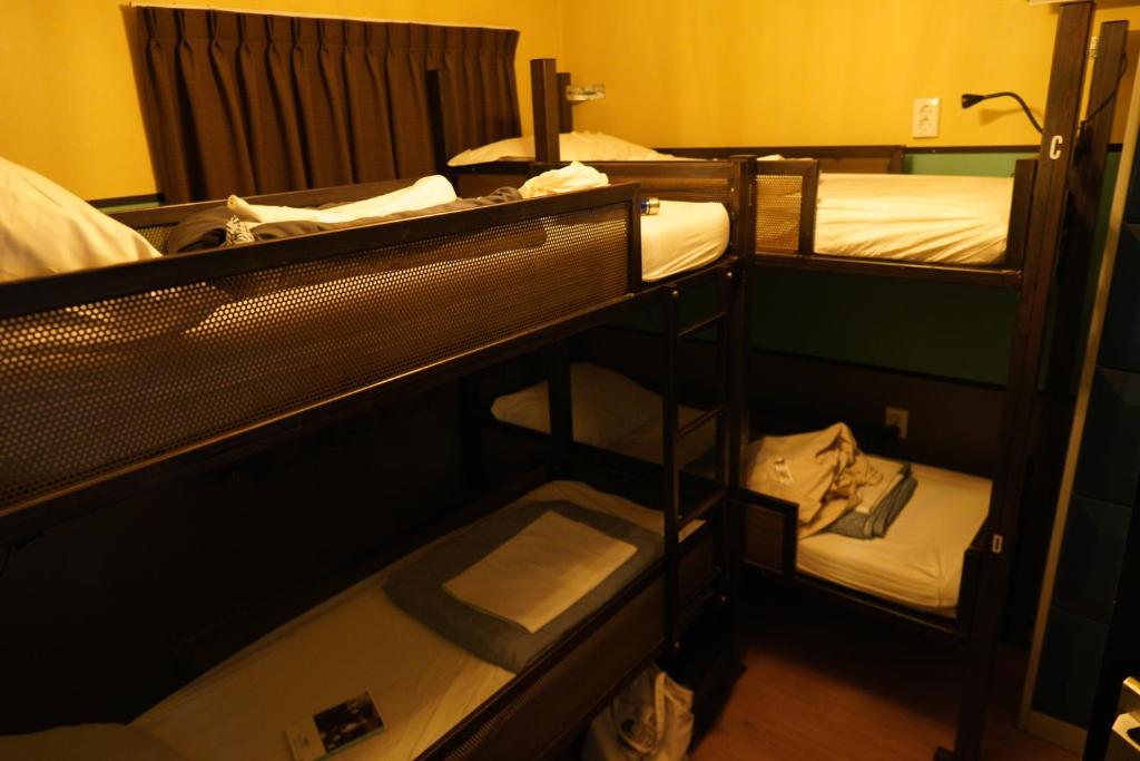 Ein Bett oder Betten in einem Zimmer der Unterkunft Onefam Amstel