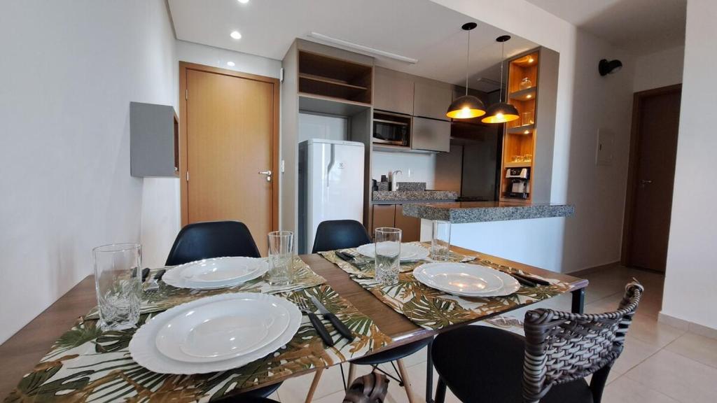 Dapur atau dapur kecil di Apartamento climatizado- Excelente localização