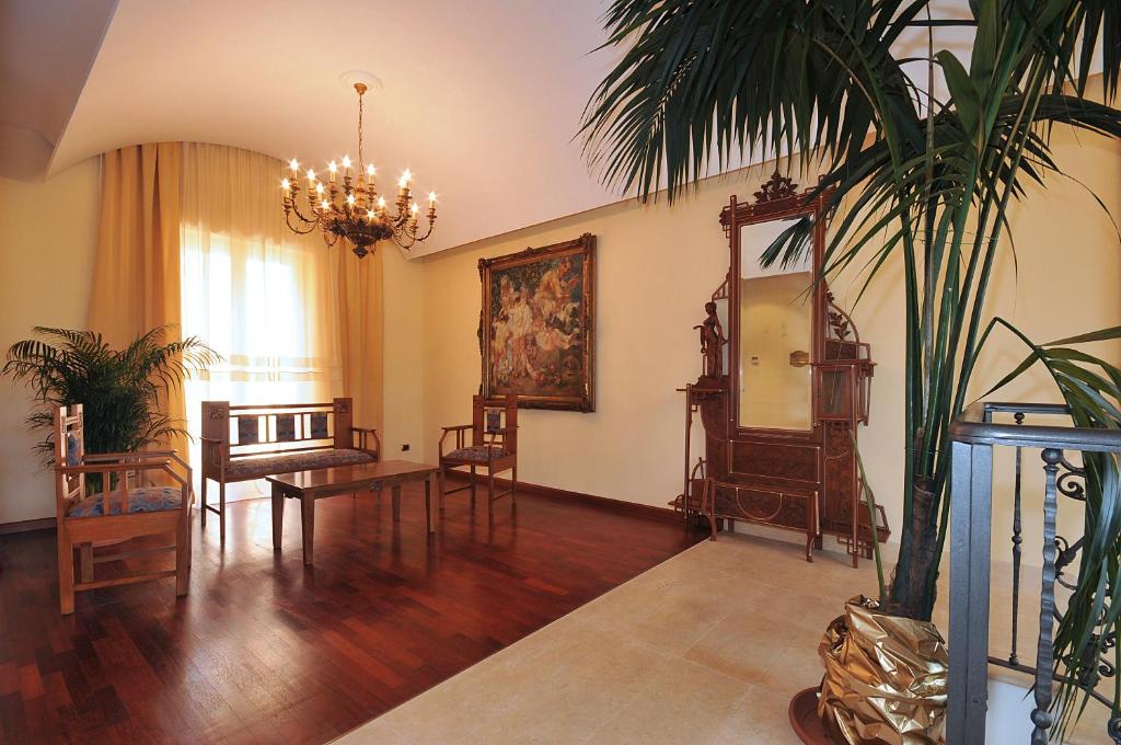 Hotel Giardino Inglese - Resim 19