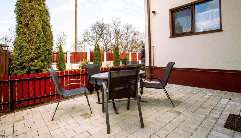 Balkón nebo terasa v ubytování Pensiunea Nobila Băile Figa