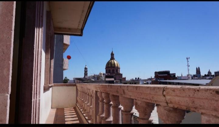 Rõdu või terrass majutusasutuses Departamento #5 La Piedad Michoacán