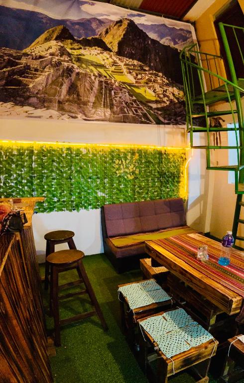 Posezení v ubytování Ukumari Hostel