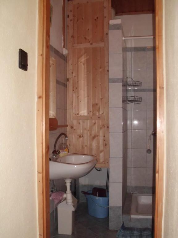Kúpeľňa v ubytovaní Zalakaros Panoráma Apartmanok