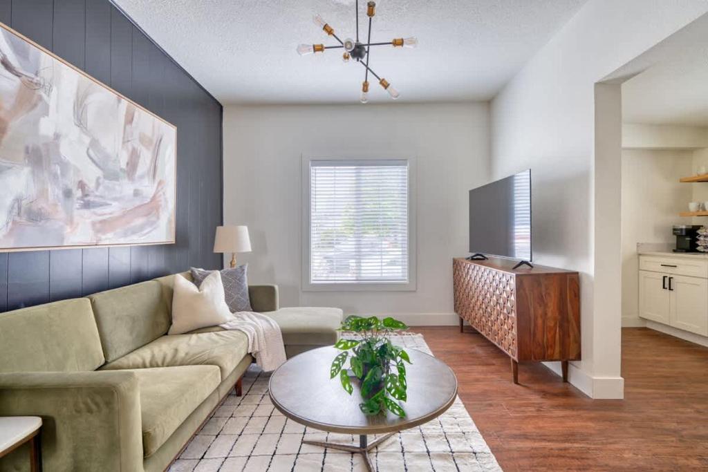 Χώρος καθιστικού στο Stay Portland - Beautiful Brooklyn 1 Bed Apt