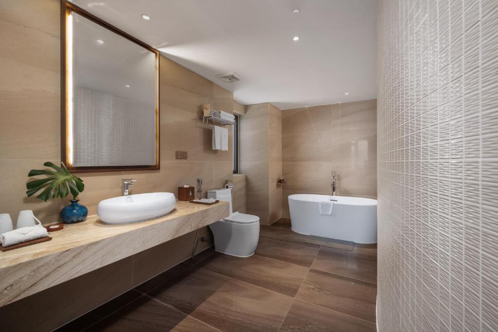 Suite Gia Đình