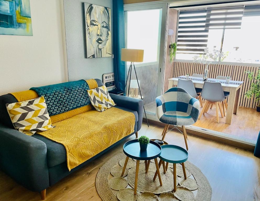 Area soggiorno di Le Cosy Des Goélands, T2 proche de la mer