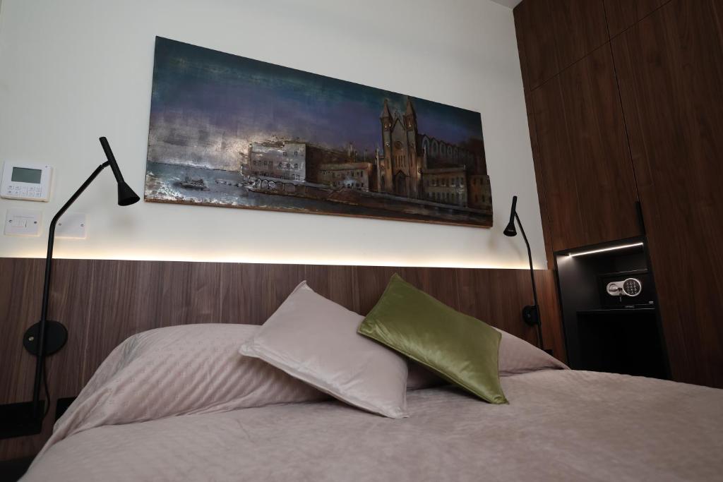 Bonaci Boutique - 15