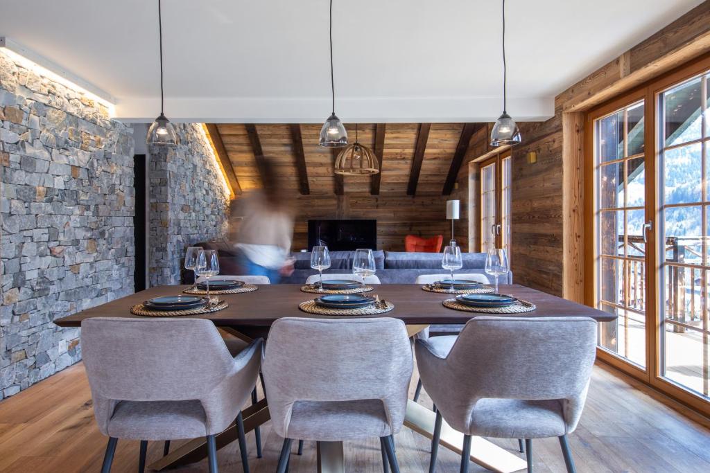 Fotografie z fotogalerie ubytování Hlianthme, The Lofty Penthouse v destinaci Champéry