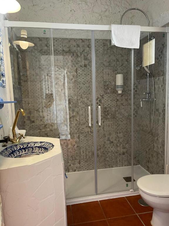 Un baño de Hotel Rural los Caracoles