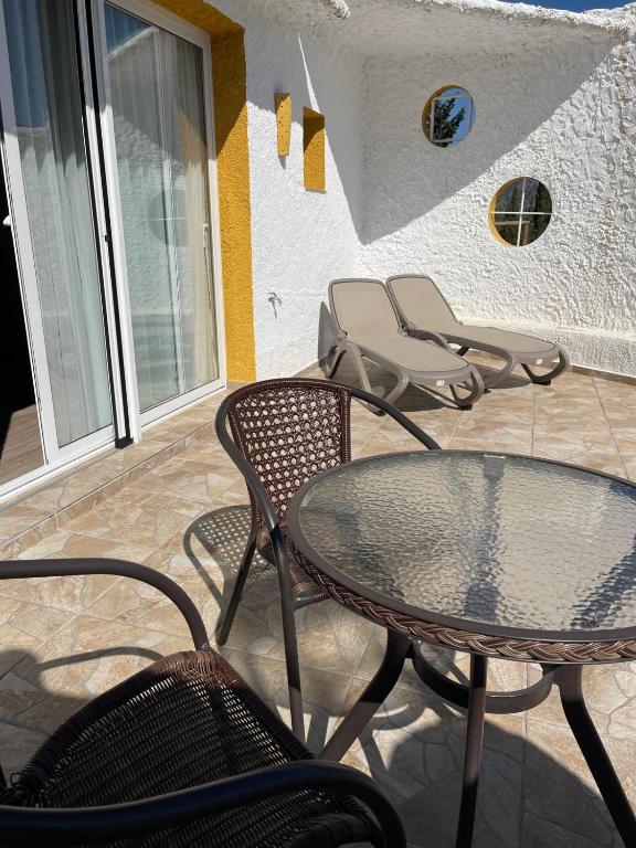 Un balcón o terraza de Hotel Rural los Caracoles