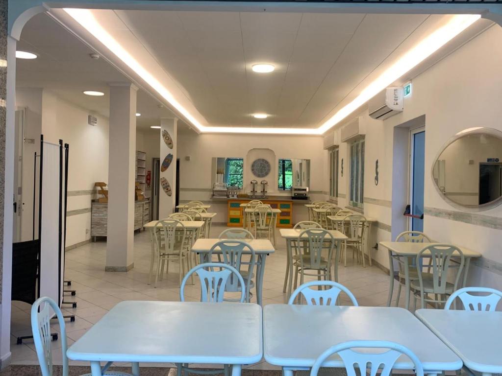 Restaurace v ubytování Smile Beach Hotel Nuova Gestione