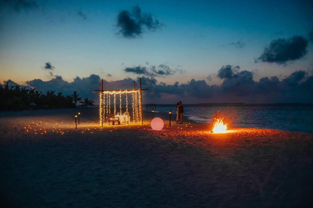 Kuredhivaru Resort and Spa - Maldives - 10