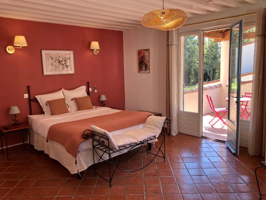 La Bastide du Val - Chambre Triple Avec Terrasse