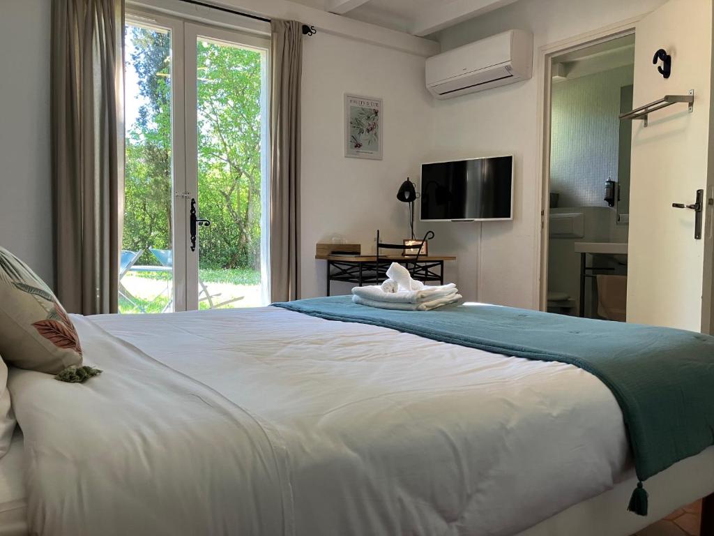 La Bastide du Val - Chambre Double Avec Terrasse
