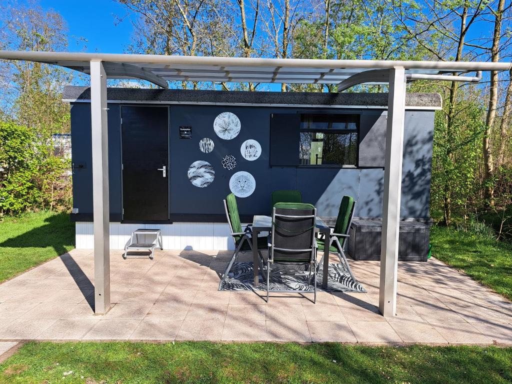 Camping de Zandhorst, Pipowagen Sunseeker, Wouterswoude (updated prices