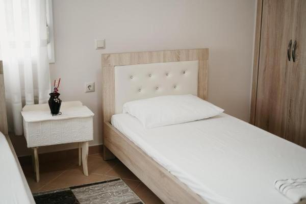 Postel nebo postele na pokoji v ubytování Welcome Villa Bazzar
