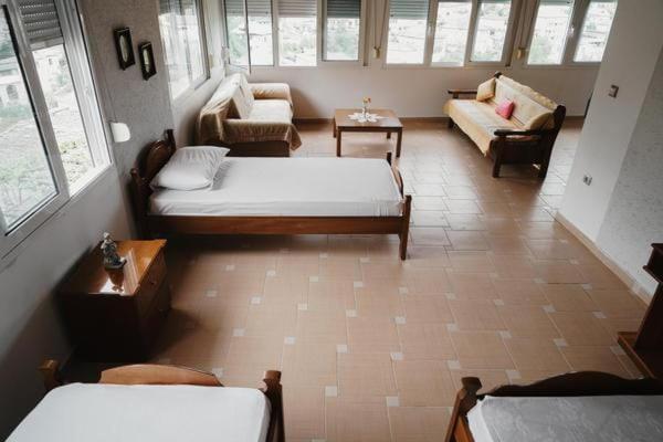 Postel nebo postele na pokoji v ubytování Welcome Villa Bazzar