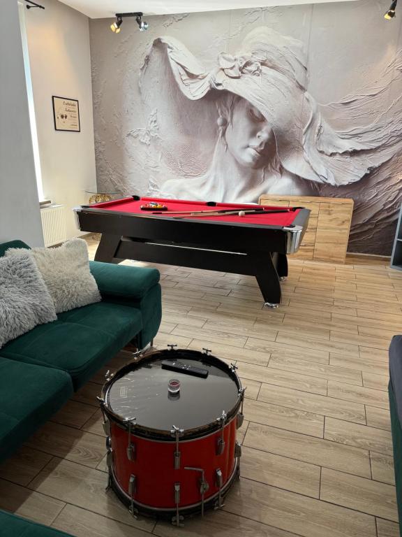 Biliardový stôl v ubytovaní Apartamenty Premium PRETTY WOMAN self check-in 24h - Bytom Chorzów Katowice