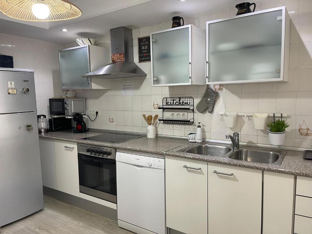 Kuchyň nebo kuchyňský kout v ubytování Altea Casco Antiguo Apartamento con terraza