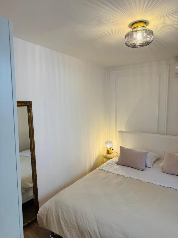 Posteľ alebo postele v izbe v ubytovaní Apartment Stari Dvor