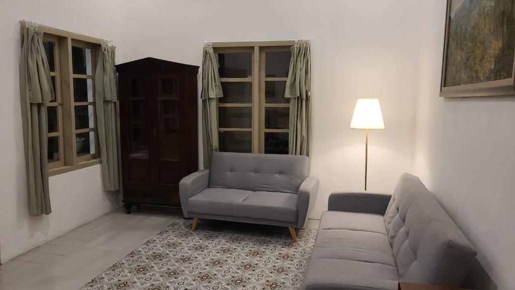 Kosasih 1919 A Dutch-Retro House - Casa Con 2 Camere Da Letto