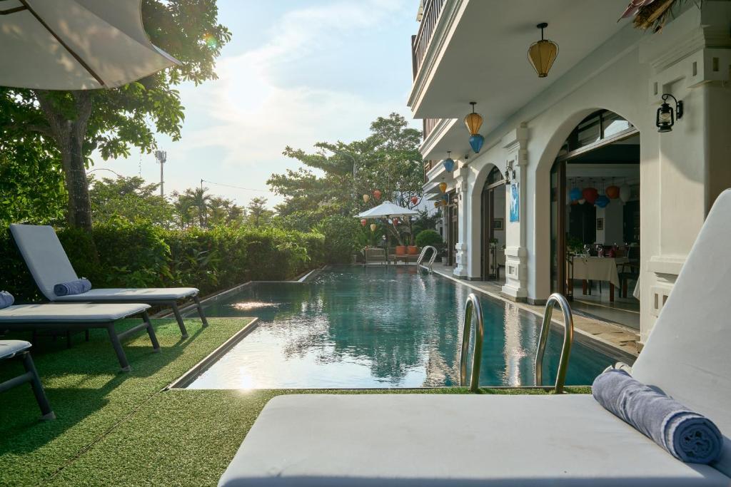 Bazén v ubytování Hoi An Odyssey Hotel & Spa nebo v jeho okolí