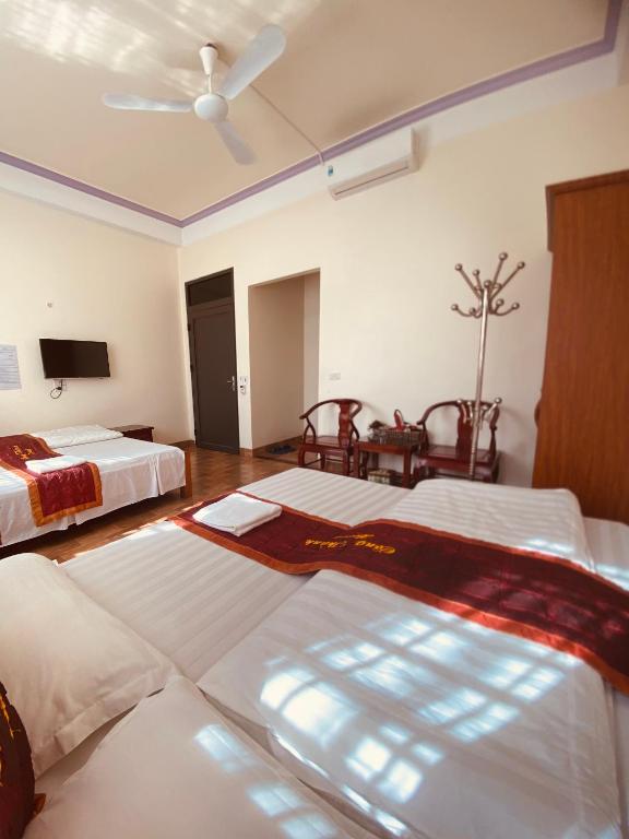 Postel nebo postele na pokoji v ubytování Công Thành Hotel 1