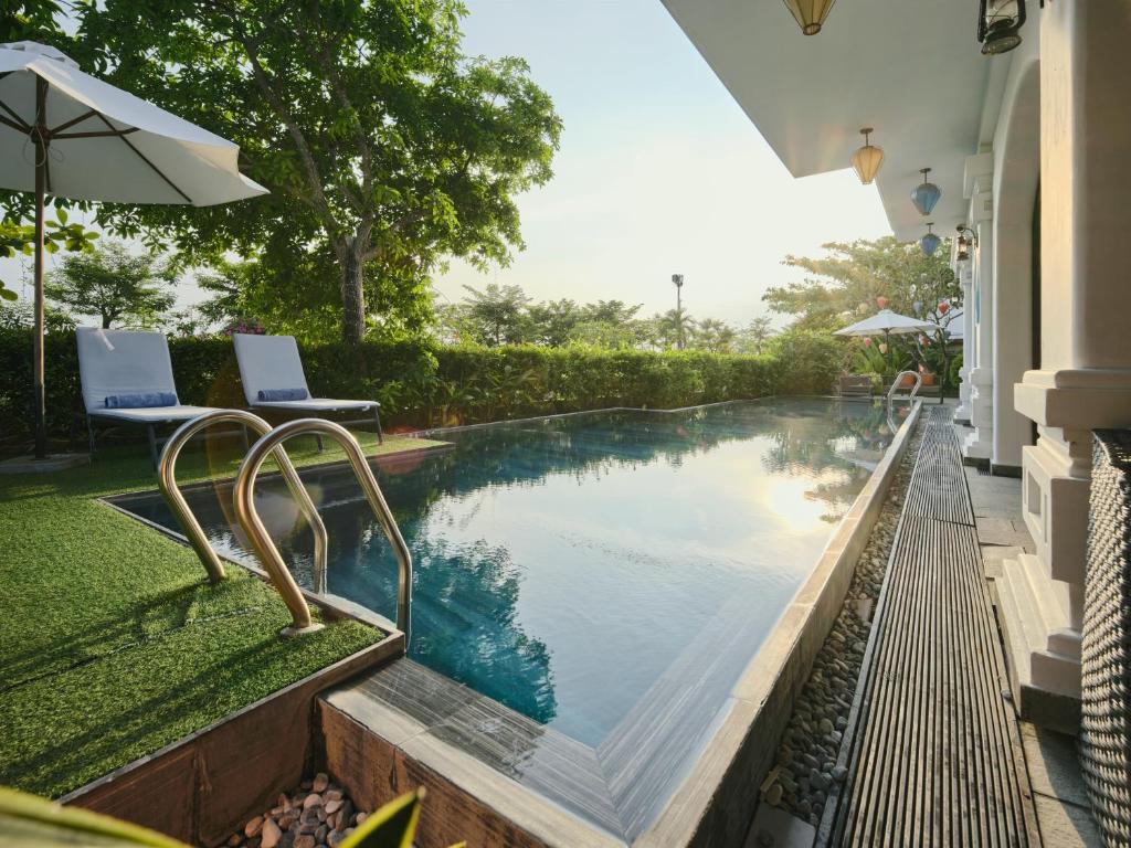 Bazén v ubytování Hoi An Odyssey Hotel & Spa nebo v jeho okolí