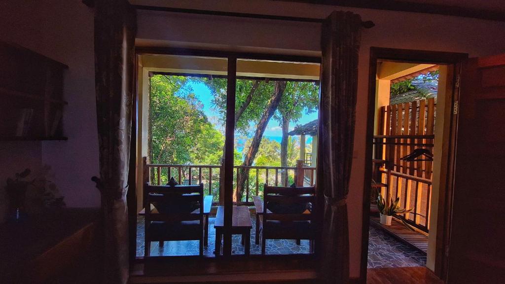 Ancarine Beach Resort - 10