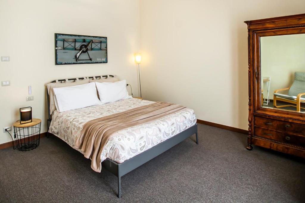 Darsena di Riva Grande - Double Room With Private External Bathroom