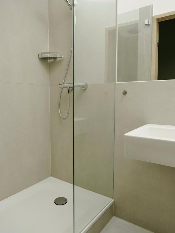 
Comfort Triple Room with Shower
