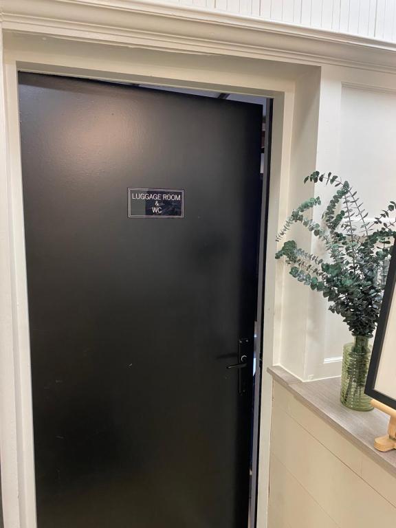 Hotel Entree - Canal View Bruges - Resim 24