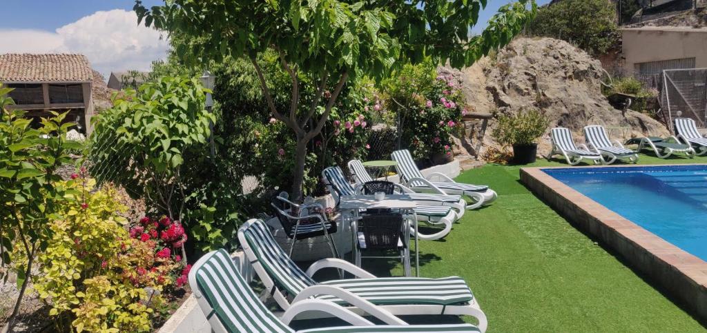 Piscina en o cerca de Casa rural Casaplana, hasta 23pax, con piscina, Zona Prepirineo aragonés