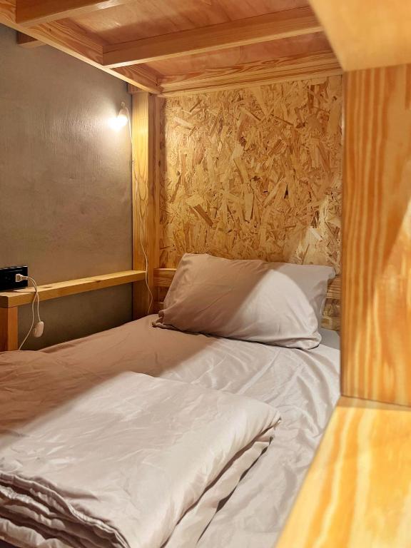Postel nebo postele na pokoji v ubytování Sunset Hostel