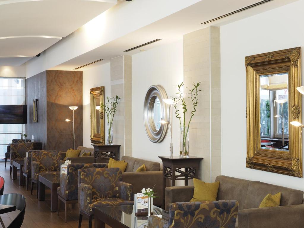 Prostor za sedenje u objektu IN Hotel Beograd