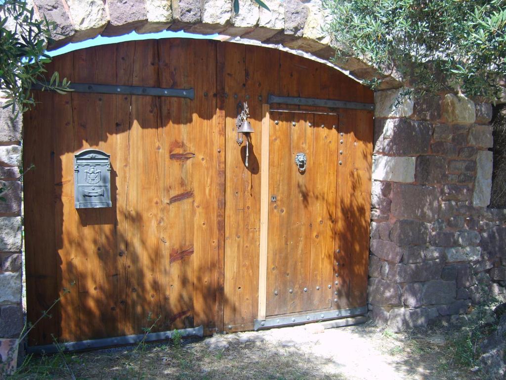 Zdjęcie z galerii obiektu Domus Antiga Appartamenti w mieście San Giovanni Suèrgiu