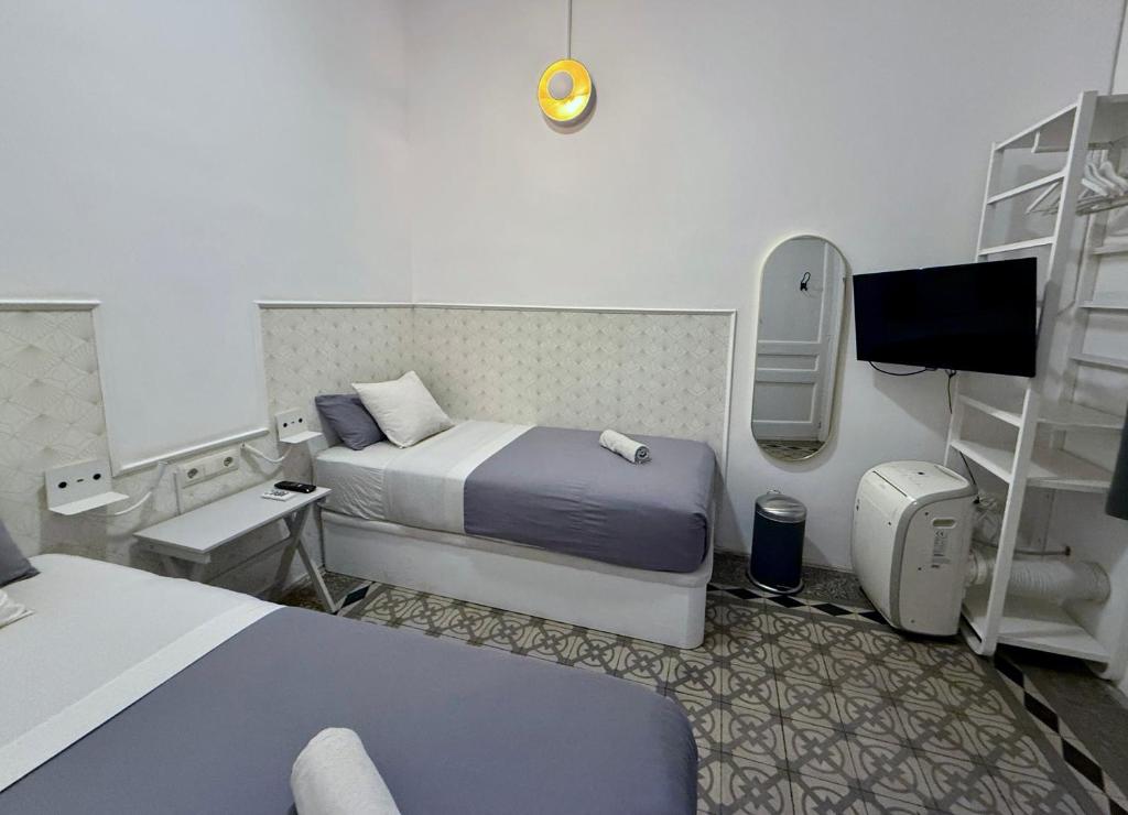 Fabrizzio's Petit - 1