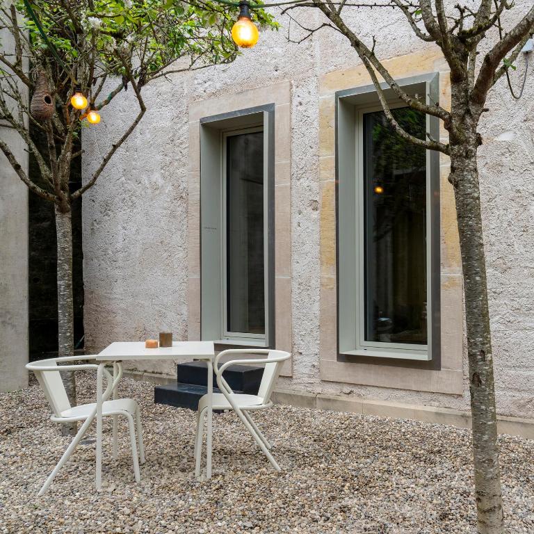 Patio nebo venkovní prostory v ubytování GRAACE House Suites
