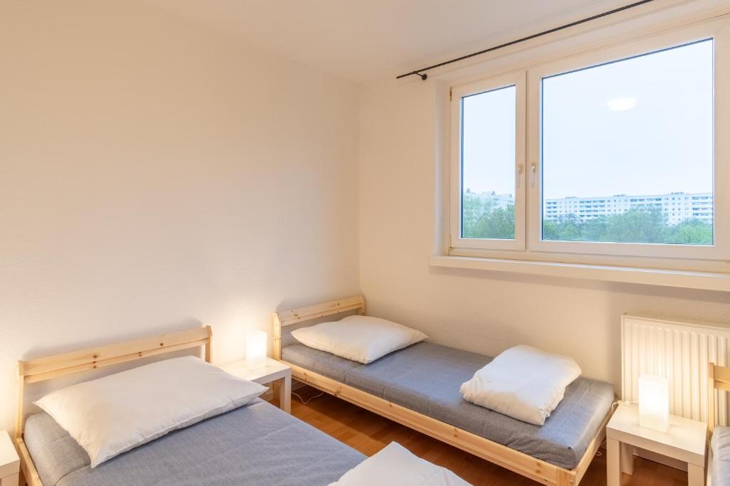 1-5 Zimmer Wohnungen, Einzelbetten - Appartamento Con 2 Camere Da Letto E Balcone