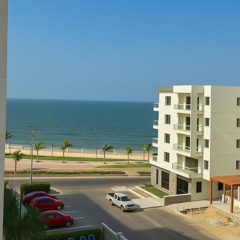 A general sea view or a sea view taken from az apartmanházakat