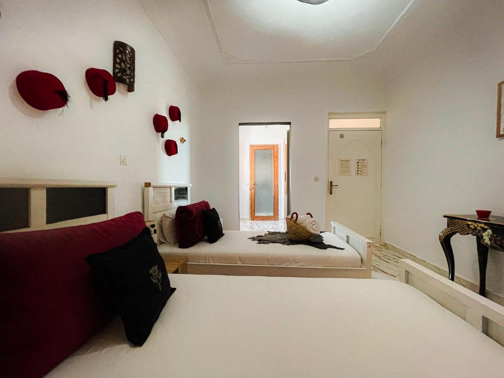 Hotel Princesse Ilham房間的床