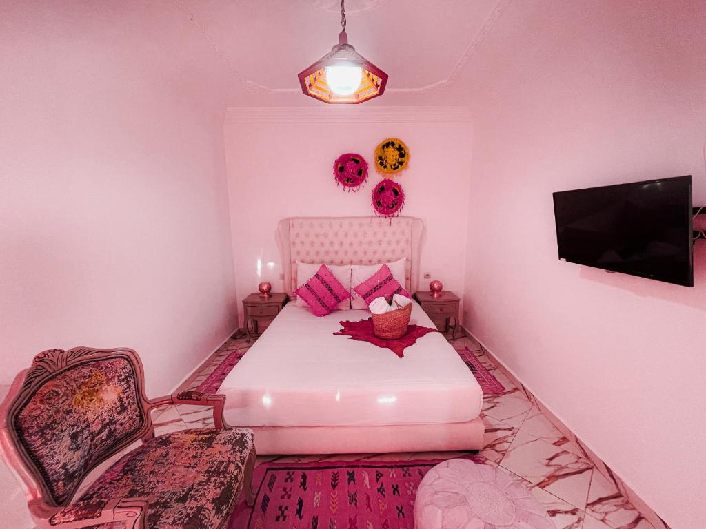 Hotel Princesse Ilham房間的床