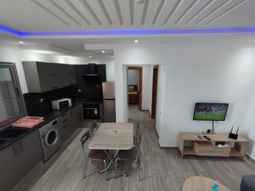 Kuchyň nebo kuchyňský kout v ubytování Résidence Inès Djerba Appartement de Luxe