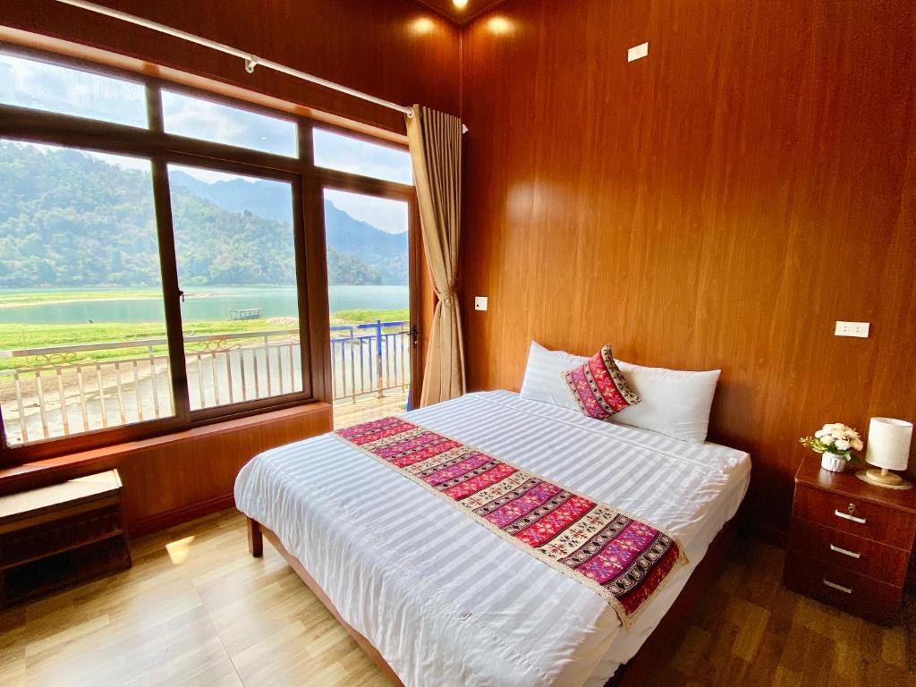 Ένα ή περισσότερα κρεβάτια σε δωμάτιο στο Ba Be Chill - wide view