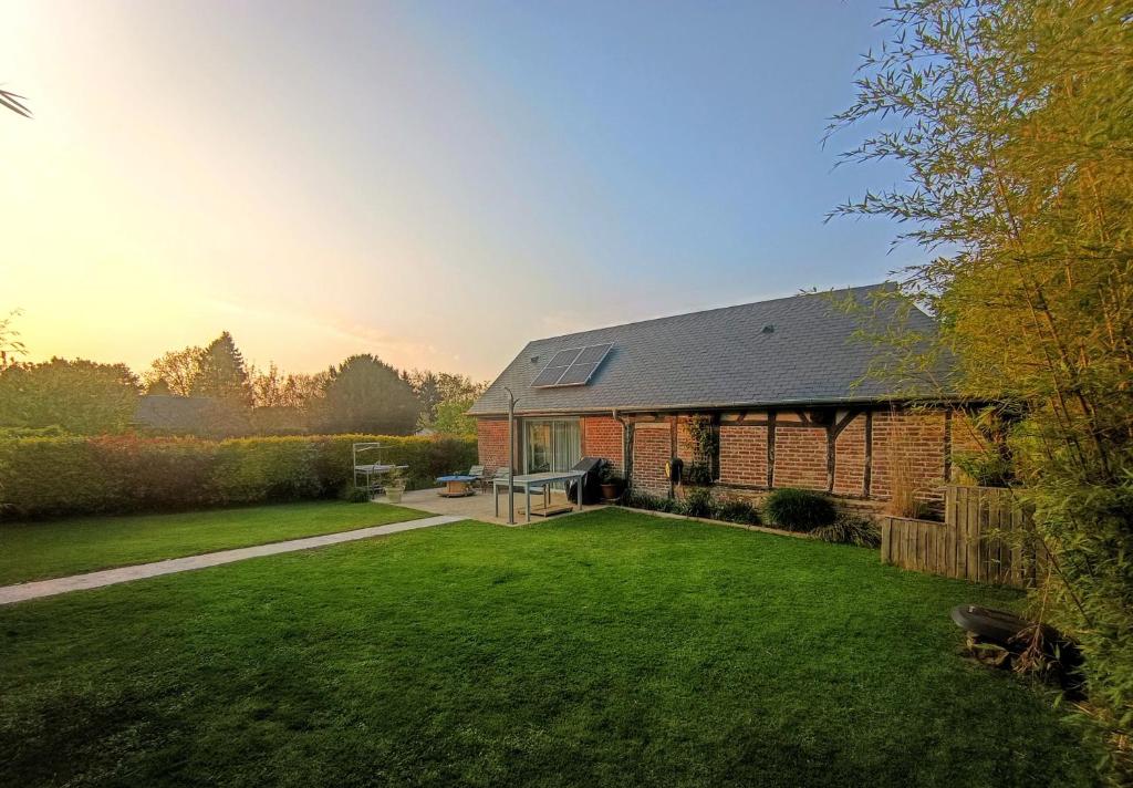 Vonkajšia záhrada v ubytovaní Gîte au calme en Normandie, Forêt de Lyons