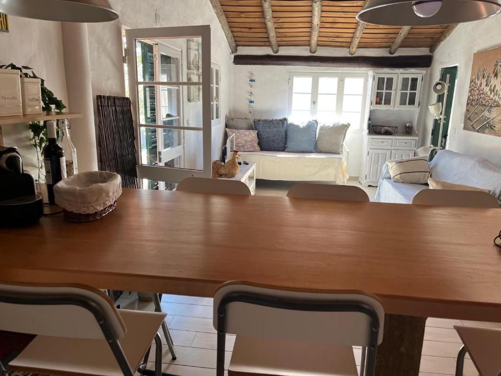 Posezení v ubytování Villa Monte dos Pinheiros