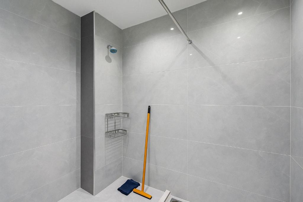 A bathroom at Seaside Serenity - Family Chalet with Modern Comforts