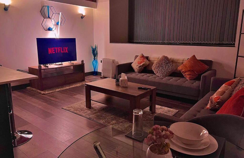 Posezení v ubytování Rustic, Retreat, Central, 1BR