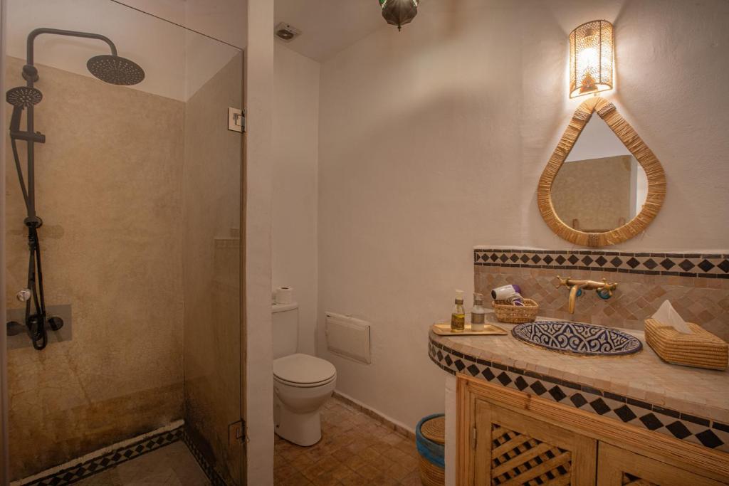 Koupelna v ubytování Riad Tassili Marrakech