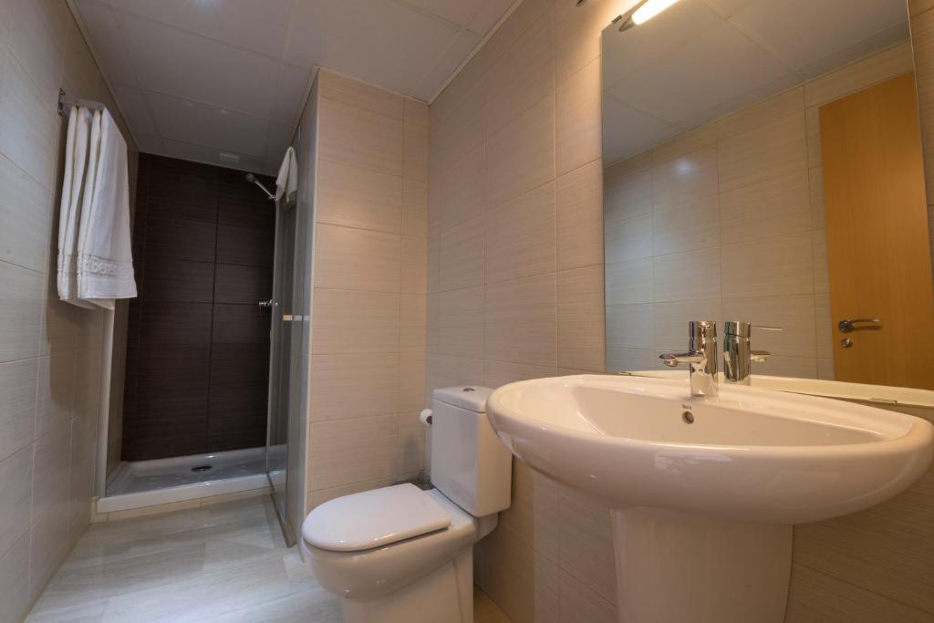 Koupelna v ubytování Apartaments Peronel.la
